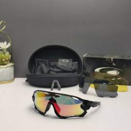 Picture of Oakley Sunglasses _SKUfw66124551fw